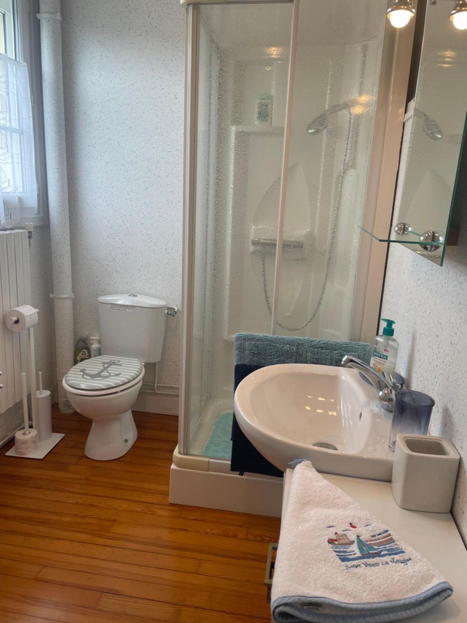 "La Revillaise" Proche Mer, Grand Jardin Clos, 2 A 5 Personnes-Adultes-Enfants- Réville Exteriér fotografie
