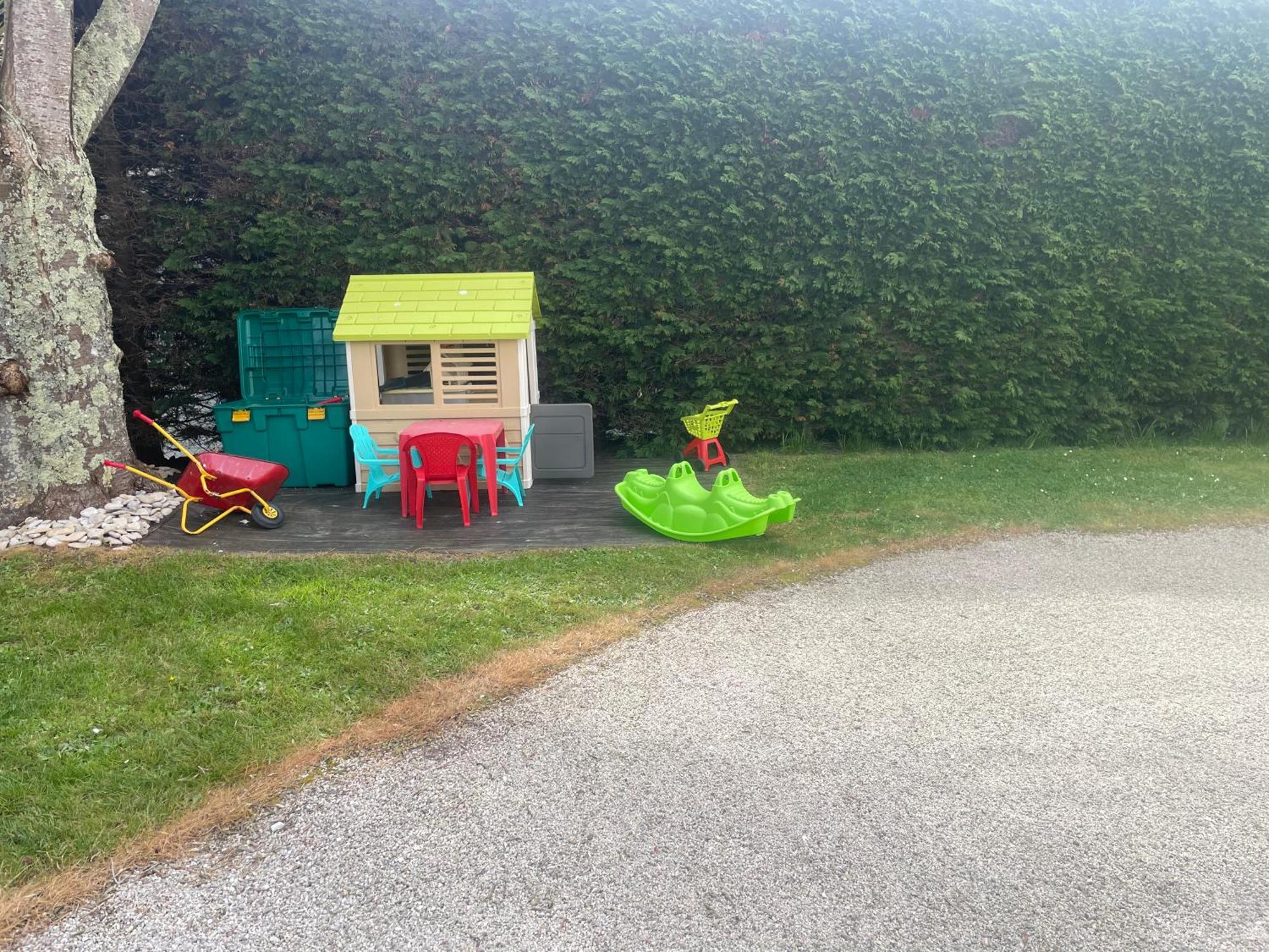"La Revillaise" Proche Mer, Grand Jardin Clos, 2 A 5 Personnes-Adultes-Enfants- Réville Exteriér fotografie